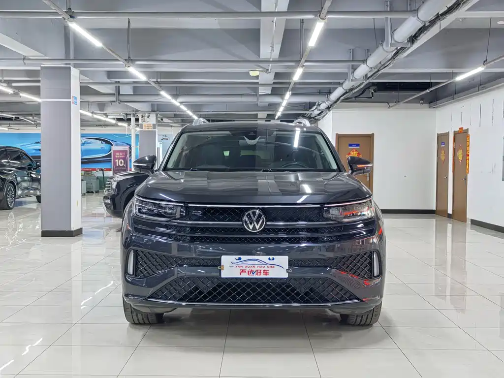 Lan Xun 2023 380TSI four-wheel drive R-Line first edition купить на сайте DeffCars