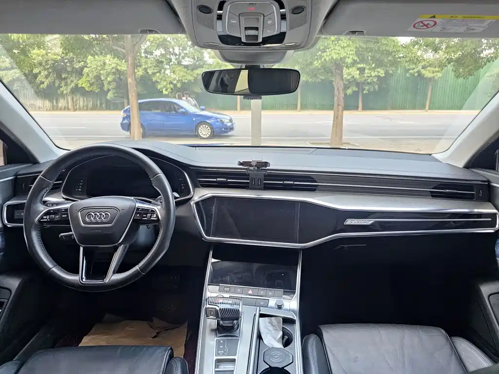Audi A6L 2020 40 TFSI Luxurious and Elegant Model купить на сайте DeffCars