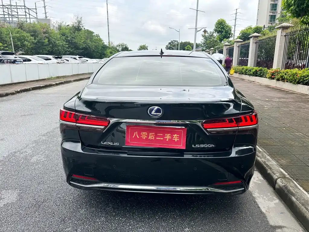 Lexus LS 2018 500h Executive Edition National V купить на сайте DeffCars