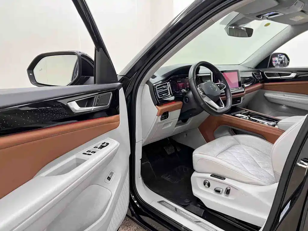 Touron 2022 380TSI four-wheel drive supreme flagship version купить на сайте DeffCars