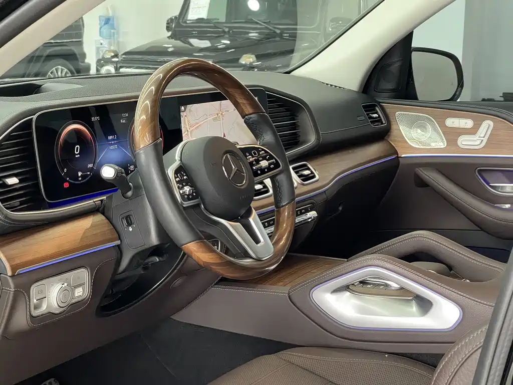 Mercedes gls 2022 450 4MATIC Luxury Edition купить на сайте DeffCars