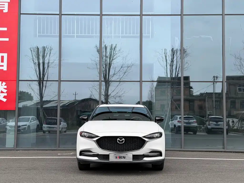 Mazda CX-4 2020 2.0L automatic two-wheel drive Blue Sky Explorer Edition купить на сайте DeffCars