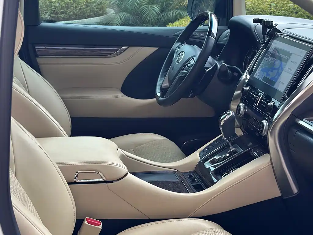 Wilfa 2023 Crown Dual Engine 2.5L HV Extreme Edition купить на сайте DeffCars