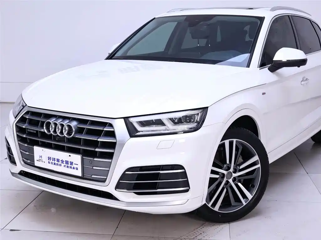 Audi Q5L 2020 40 TFSI enjoys fashionable style купить на сайте DeffCars
