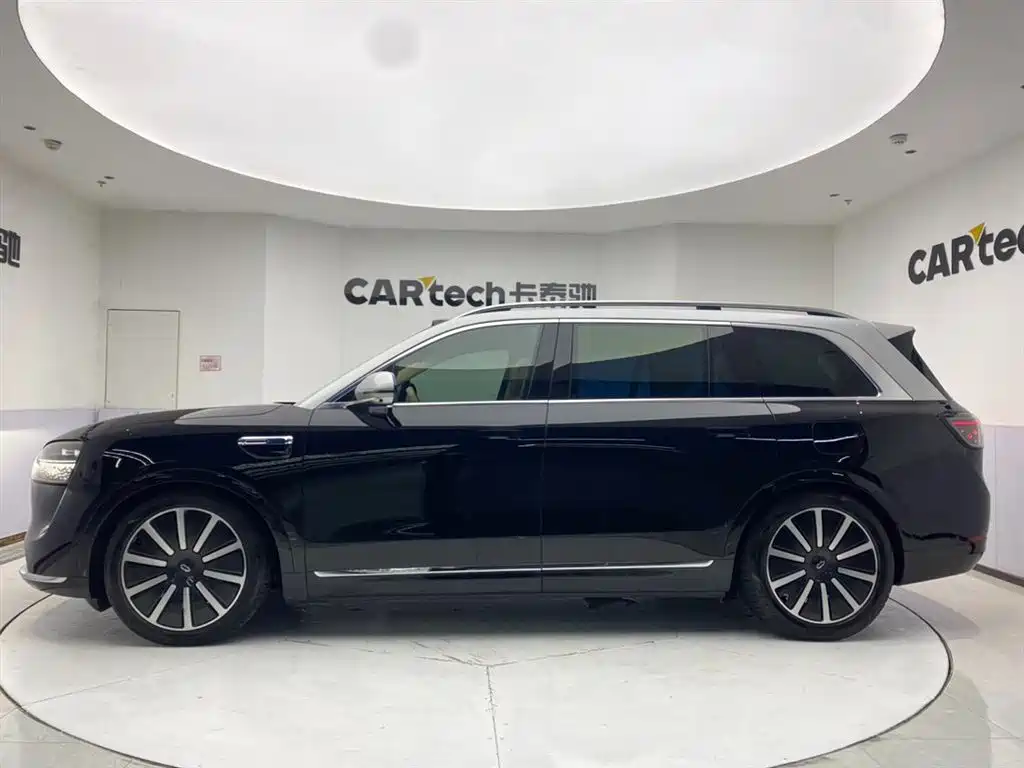 Wenjie M9 2025 extended range Ultra version 52kWh 6-seater version 192-line lidar) купить на сайте DeffCars