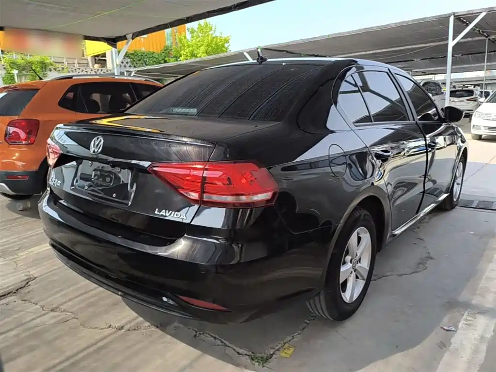 Lavida 2019 Lavida Qihang 1.5L Manual Fashion Edition National VI купить на сайте DeffCars