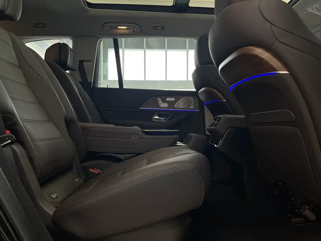 Mercedes gls 2022 450 4MATIC Luxury Edition купить на сайте DeffCars