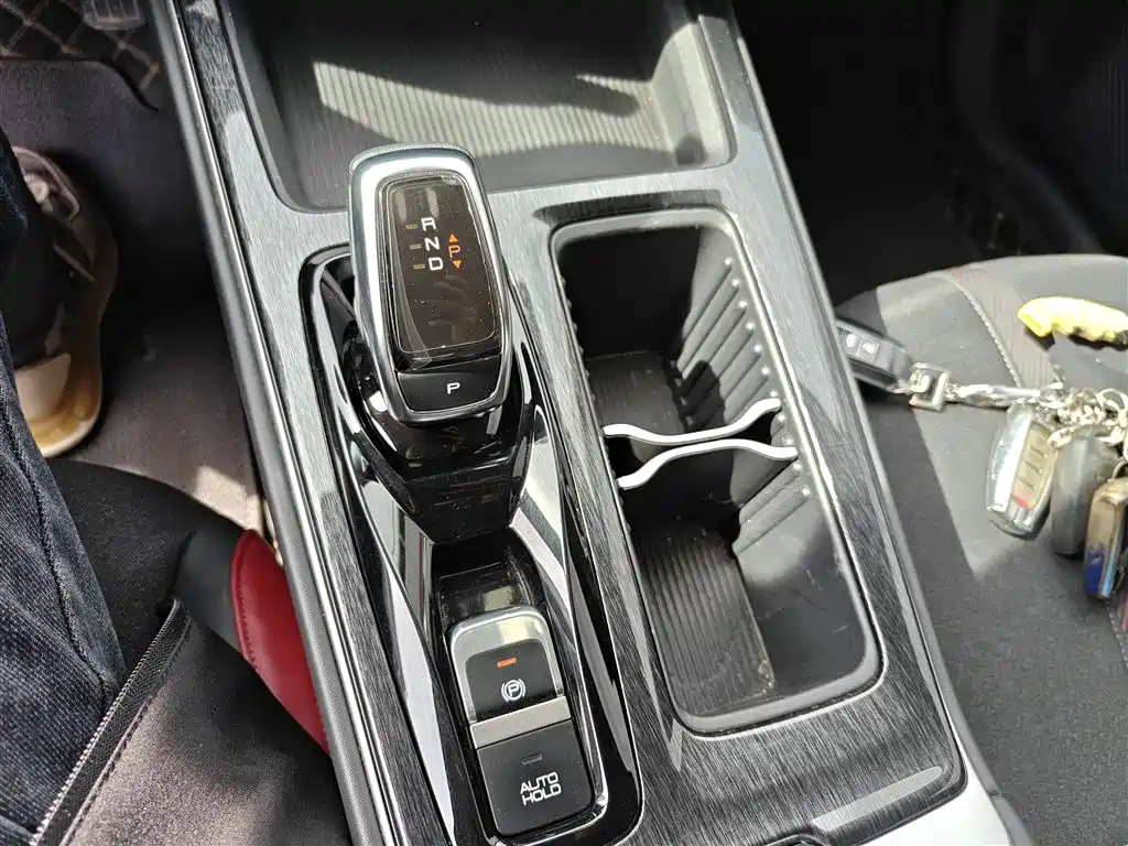 Yixuan MAX 2023 1.5T super dad version купить на сайте DeffCars