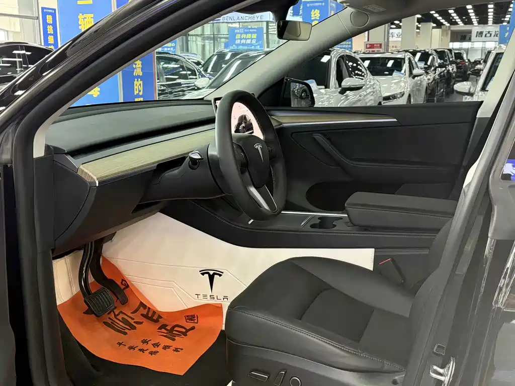Model Y 2022 facelift rear-wheel drive version купить на сайте DeffCars