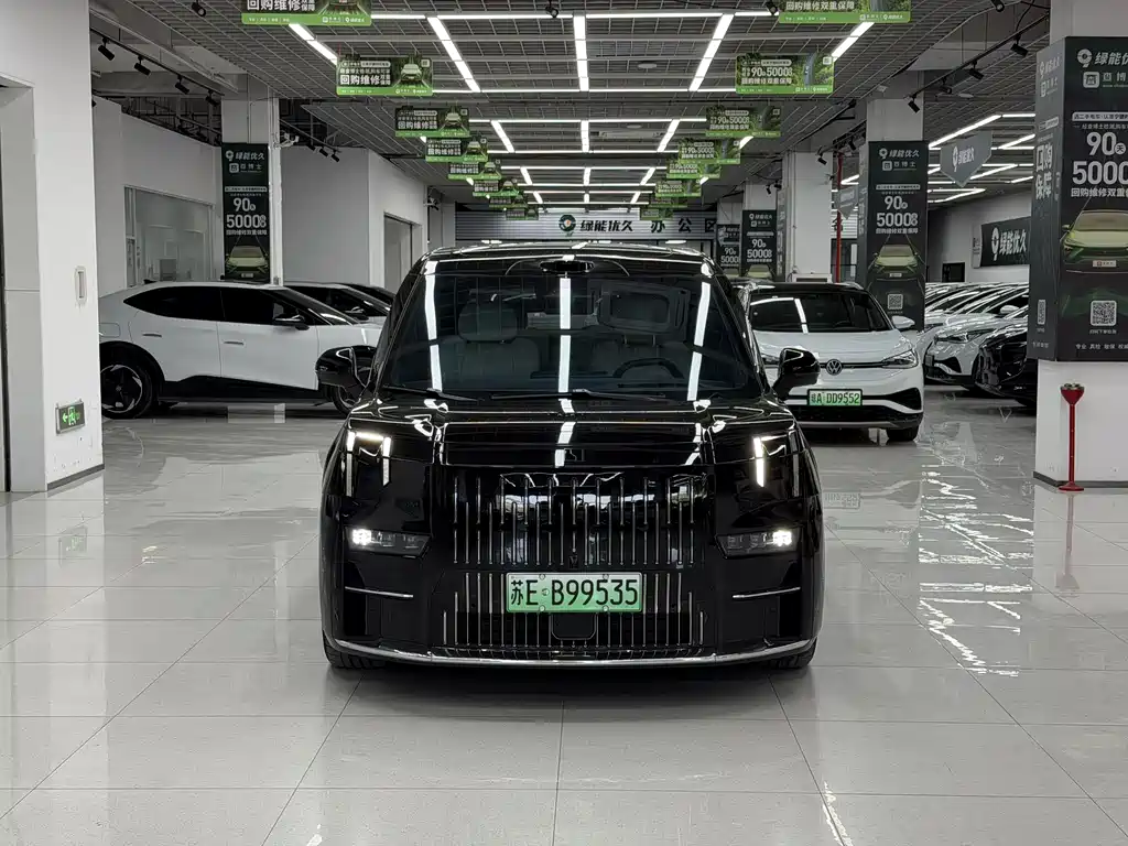 Jikrypton 009 2024 seven-seat aisle version four-wheel drive 108kWh купить на сайте DeffCars