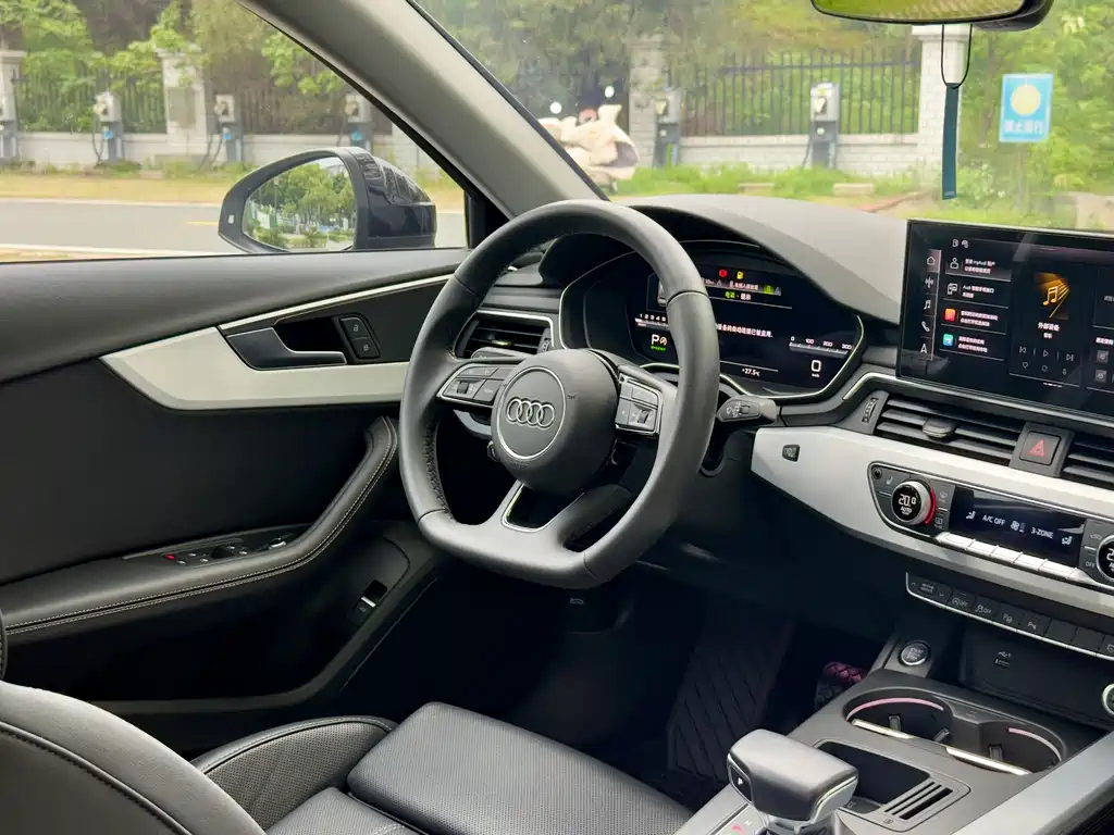 Audi A4L 2022 40 TFSI luxury and dynamic model купить на сайте DeffCars