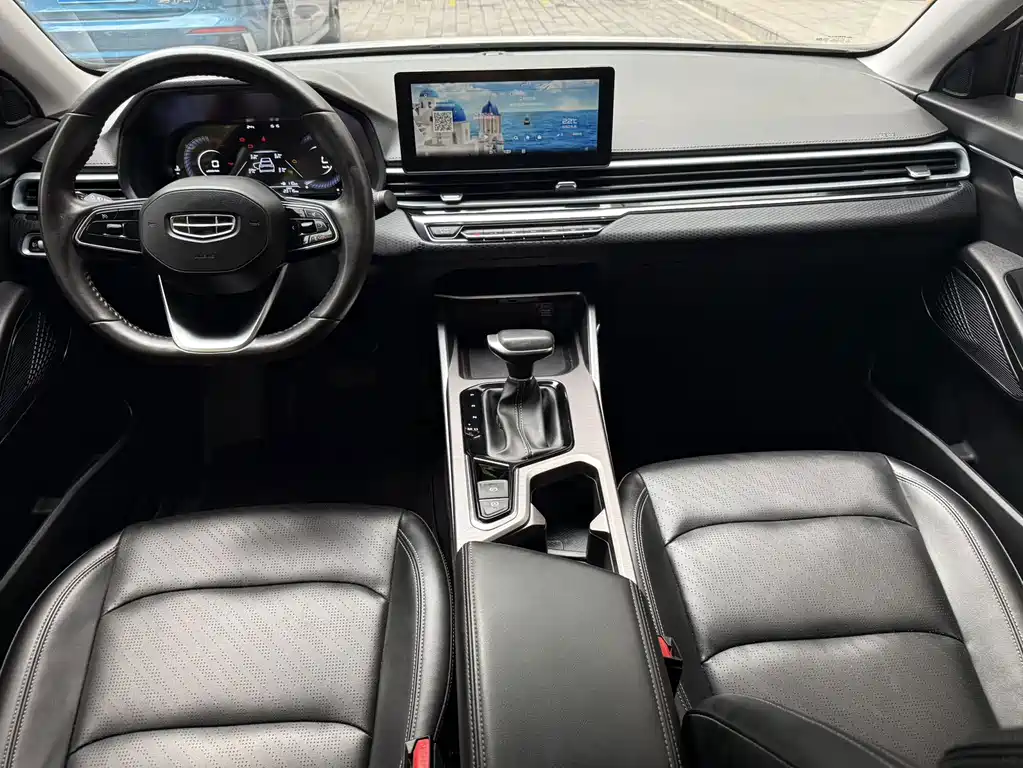 Emgrand 2023 4th Generation Champion Edition 1.5L CVT Premium Type купить на сайте DeffCars