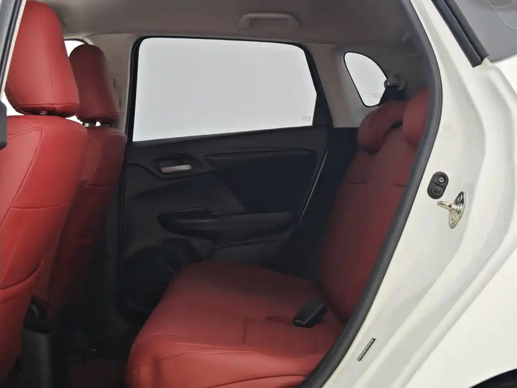 Fit 2018 1.5L CVT Comfort Edition купить на сайте DeffCars