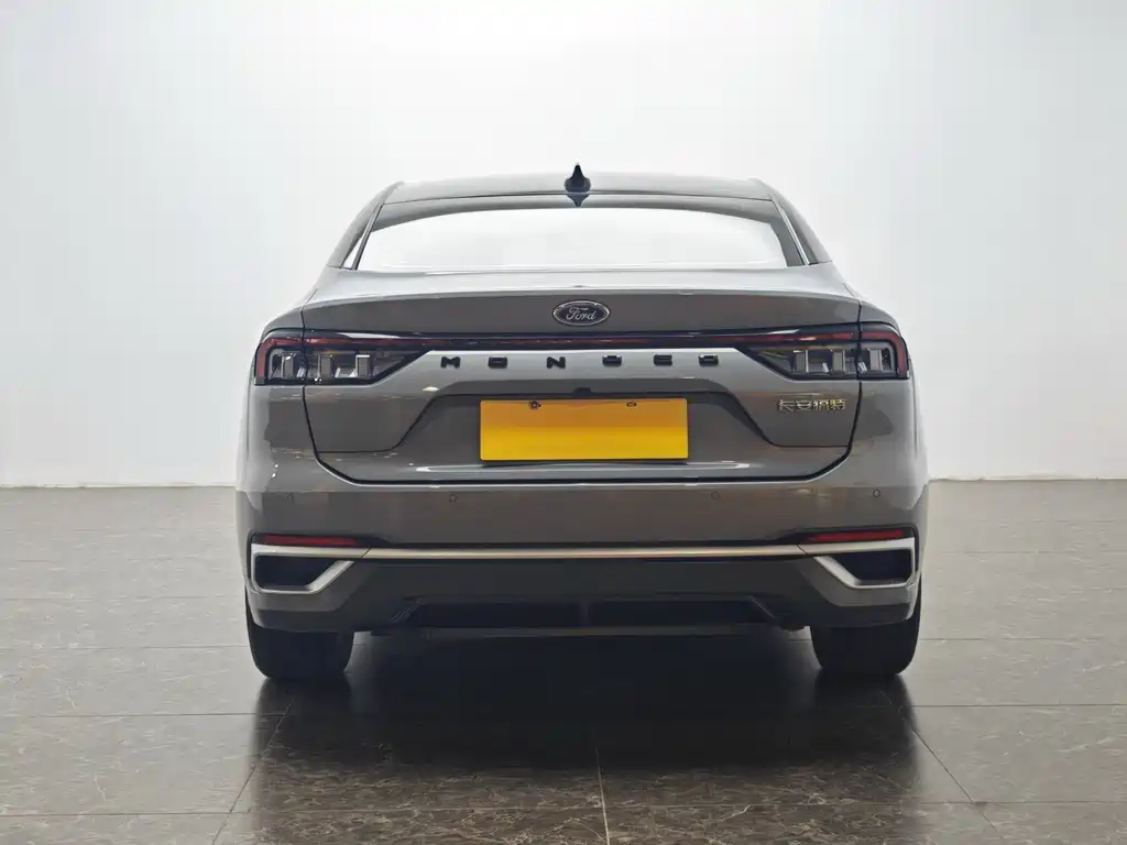 Mondeo 2023 EcoBoost 180 Luxury купить на сайте DeffCars