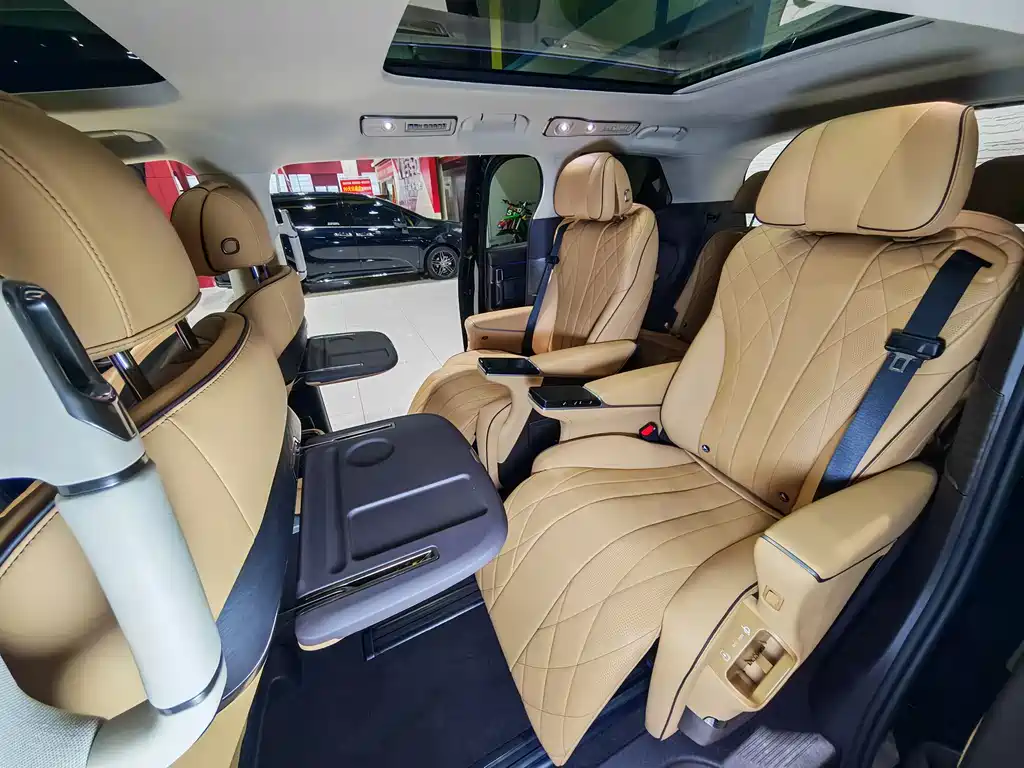 Denza D9 2024 DM-i 980 four-wheel drive premium model купить на сайте DeffCars