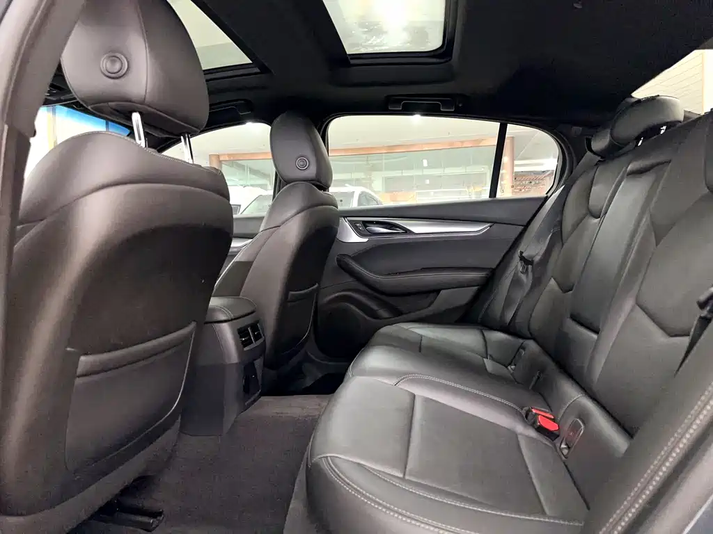 Cadillac CT5 2021 facelift 28T luxury model купить на сайте DeffCars