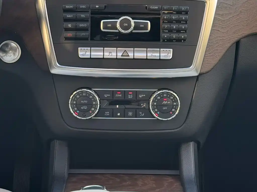 Mercedes-Benz GL-Class 2013 GL 500 4MATIC купить на сайте DeffCars