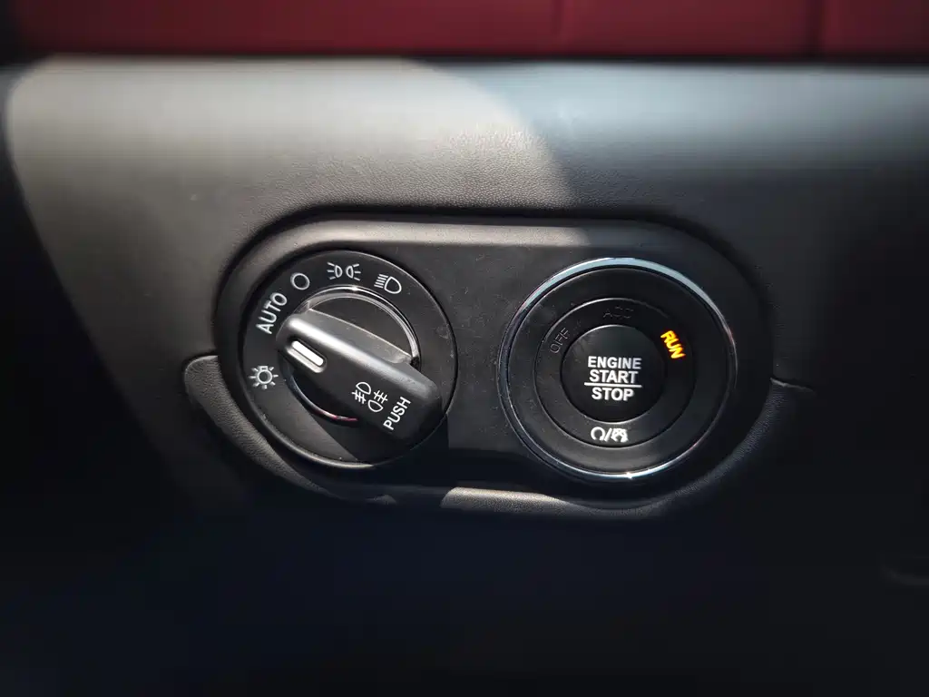 Levante 2019 3.0T Standard Edition National V купить на сайте DeffCars