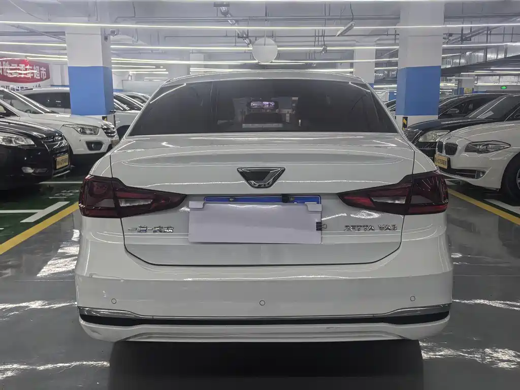 Jetta VA3 2019 1.5L Automatic Honor Edition купить на сайте DeffCars