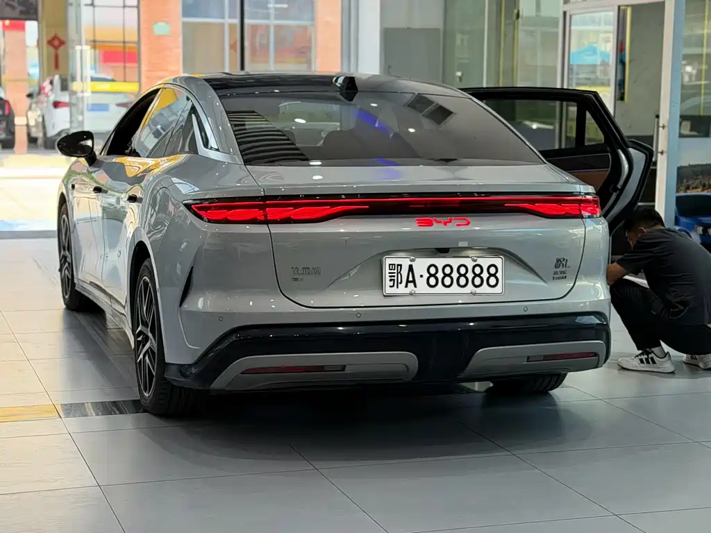 Han L 2025 EV four-wheel drive lidar flagship model купить на сайте DeffCars