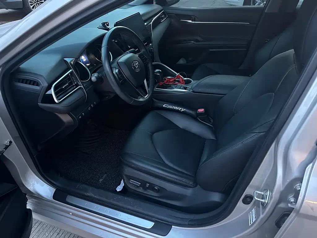 Camry 2021 2.0G Deluxe Edition купить на сайте DeffCars