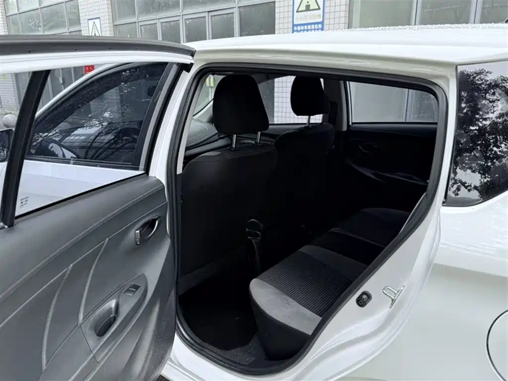 Vios FS 2021 1.5L CVT Fenchi Edition купить на сайте DeffCars