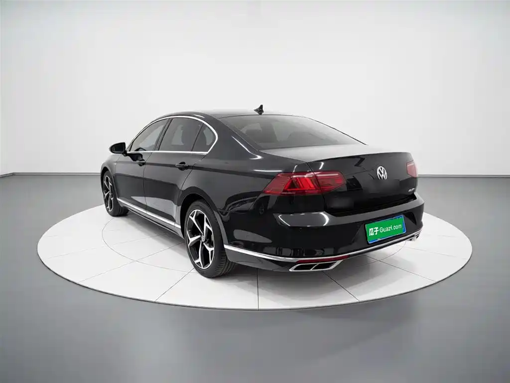 Magotan 2023 2 million commemorative edition 280TSI DSG leading model купить на сайте DeffCars