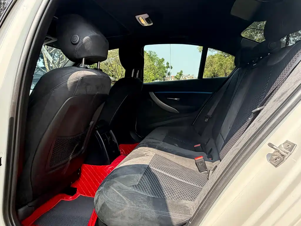 BMW 3 Series 2018 320i M Sports Package купить на сайте DeffCars