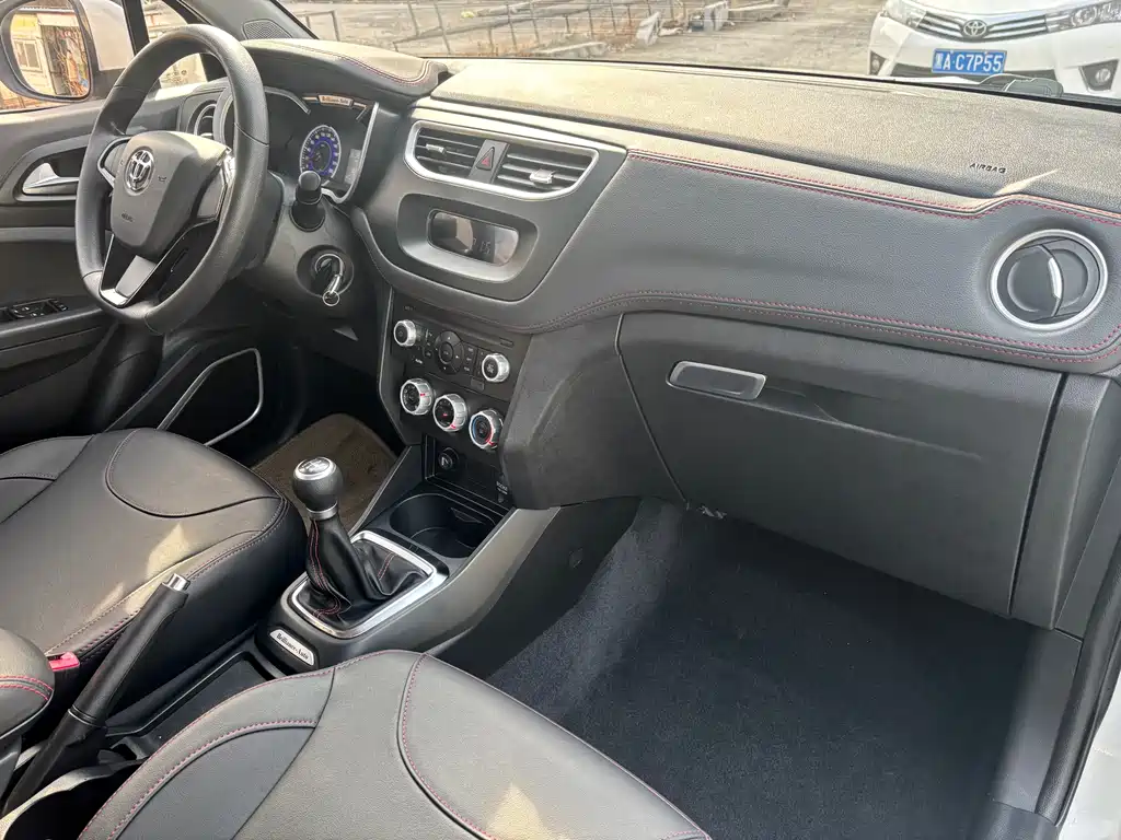 Zhonghua V3 2016 1.5L manual comfort type купить на сайте DeffCars