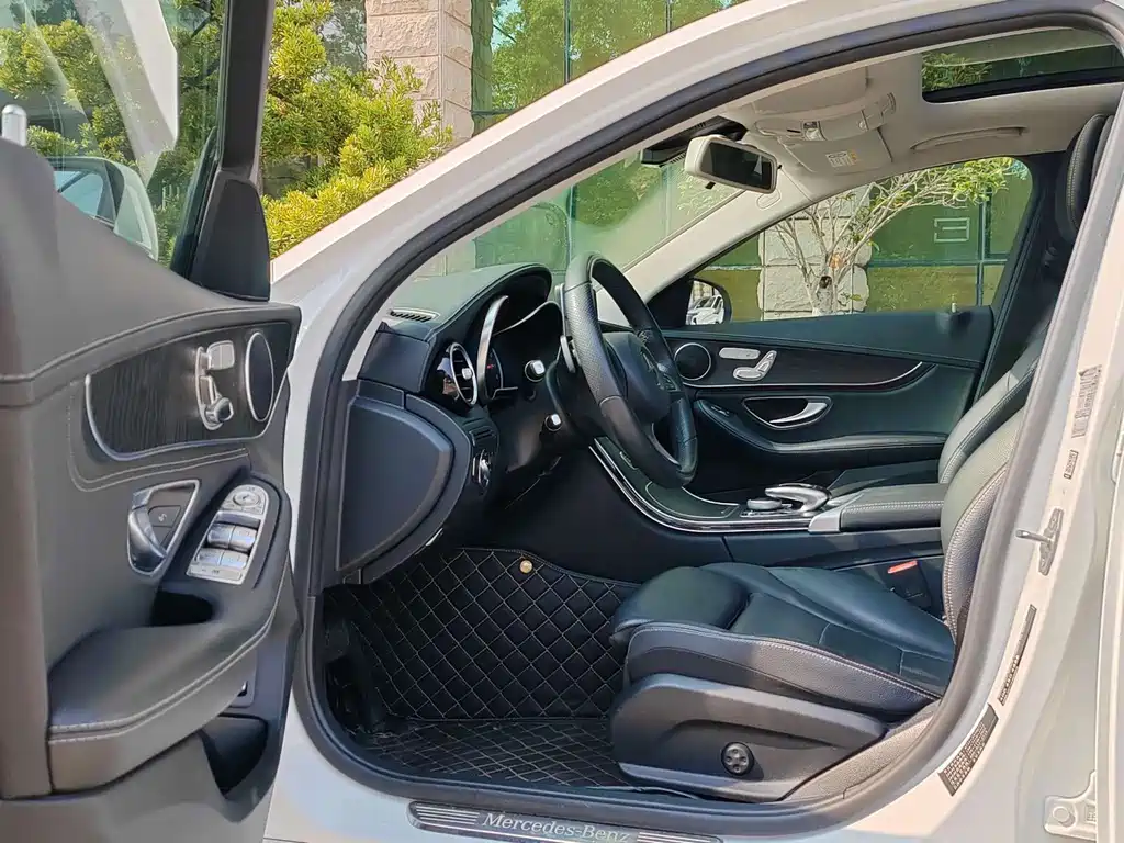 Mercedes-Benz C-Class 2018 C 200 L Sports Edition купить на сайте DeffCars