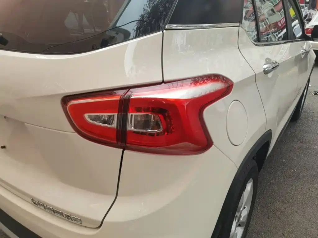 Baojun 510 2017 1.5L manual fashion model купить на сайте DeffCars