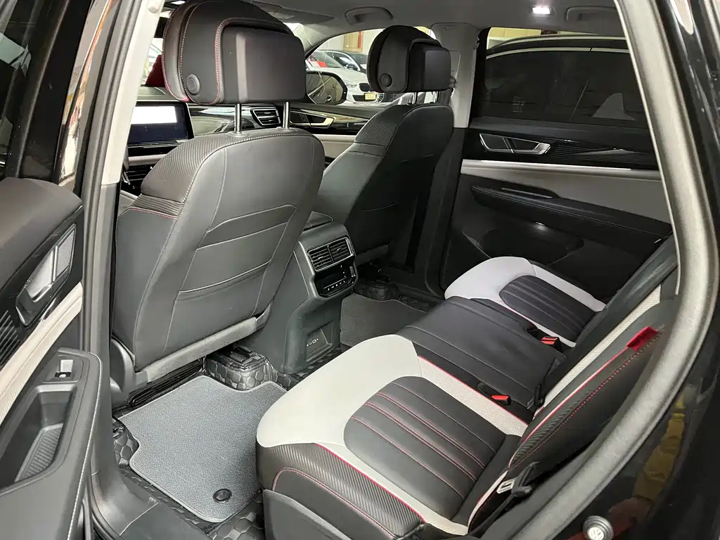 Touron 2024 Touron X 380TSI four-wheel drive luxury version купить на сайте DeffCars