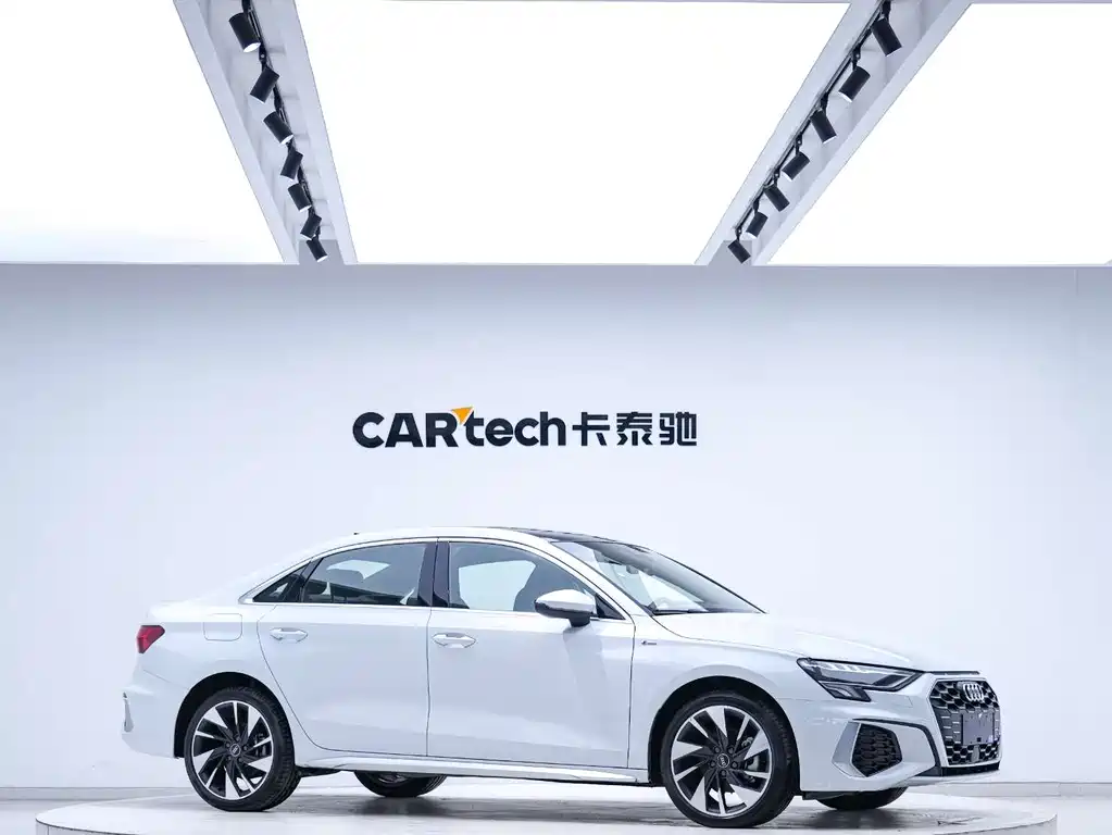 Audi A3 2024 A3L Limousine 35 TFSI Fashionable and Sporty купить на сайте DeffCars