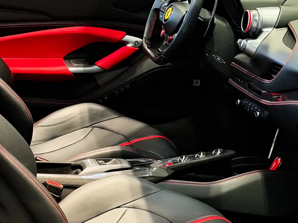 Ferrari F8 2020 Spider 3.9T V8 купить на сайте DeffCars