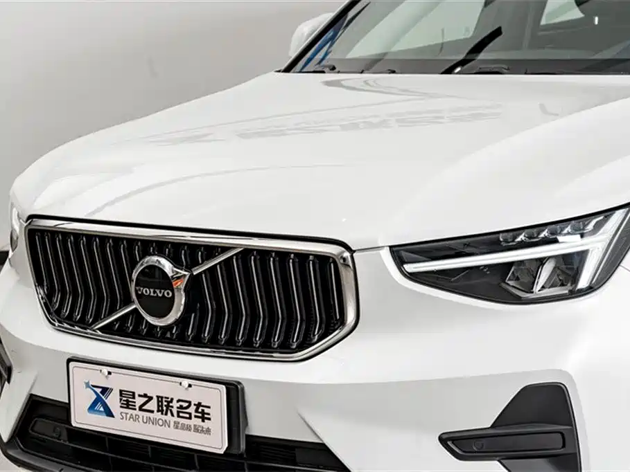 Volvo XC40 2025 B3 Zhiyuan Luxury Edition купить на сайте DeffCars