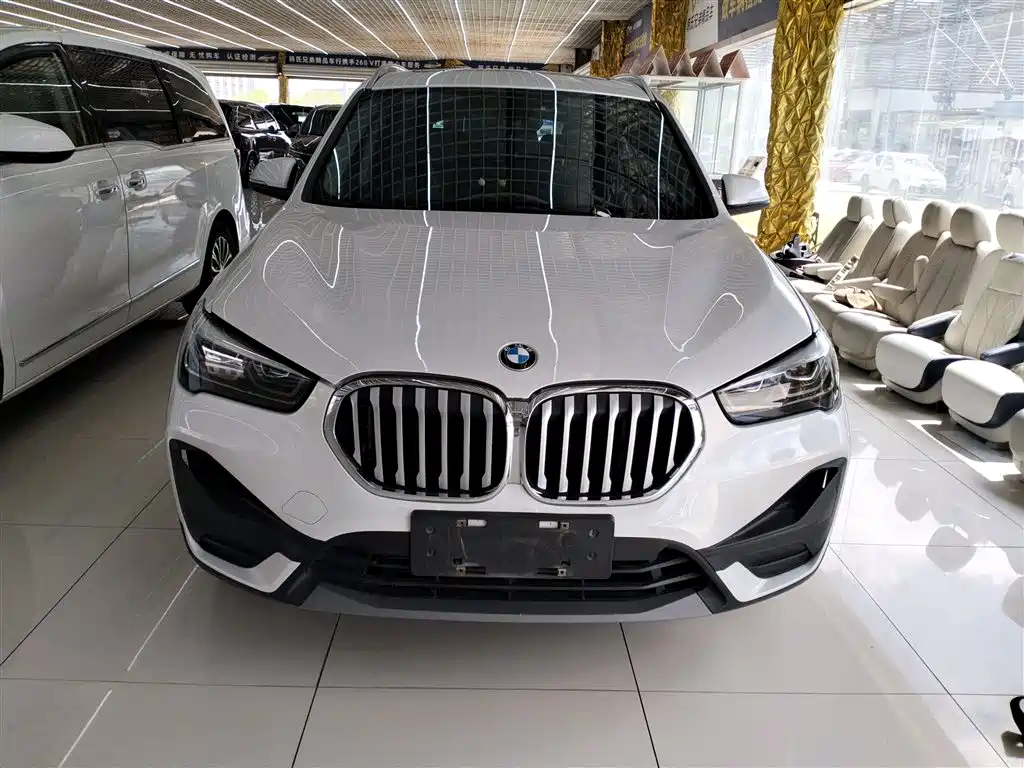 BMW X1 2021 facelift sDrive25Li leading model купить на сайте DeffCars