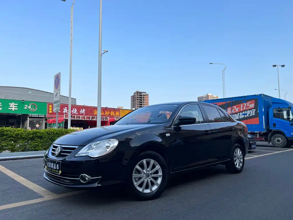 Bora 2012 1.6L automatic luxury model купить на сайте DeffCars