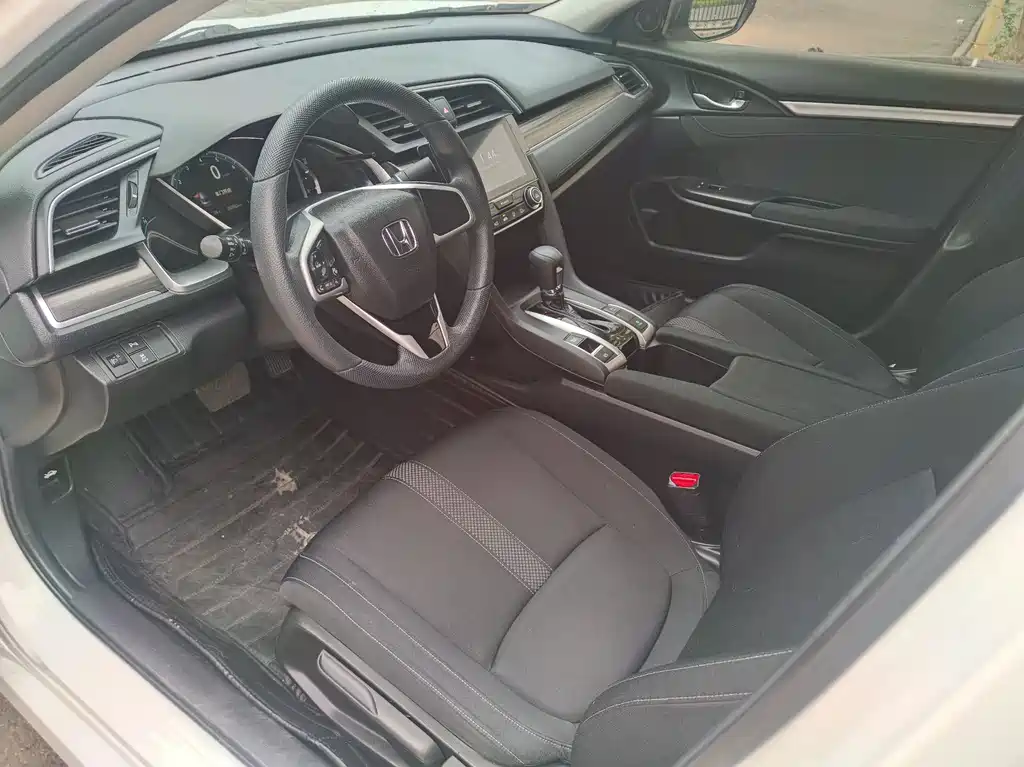 Civic 2019 220TURBO CVT Dynamic Edition National VI купить на сайте DeffCars