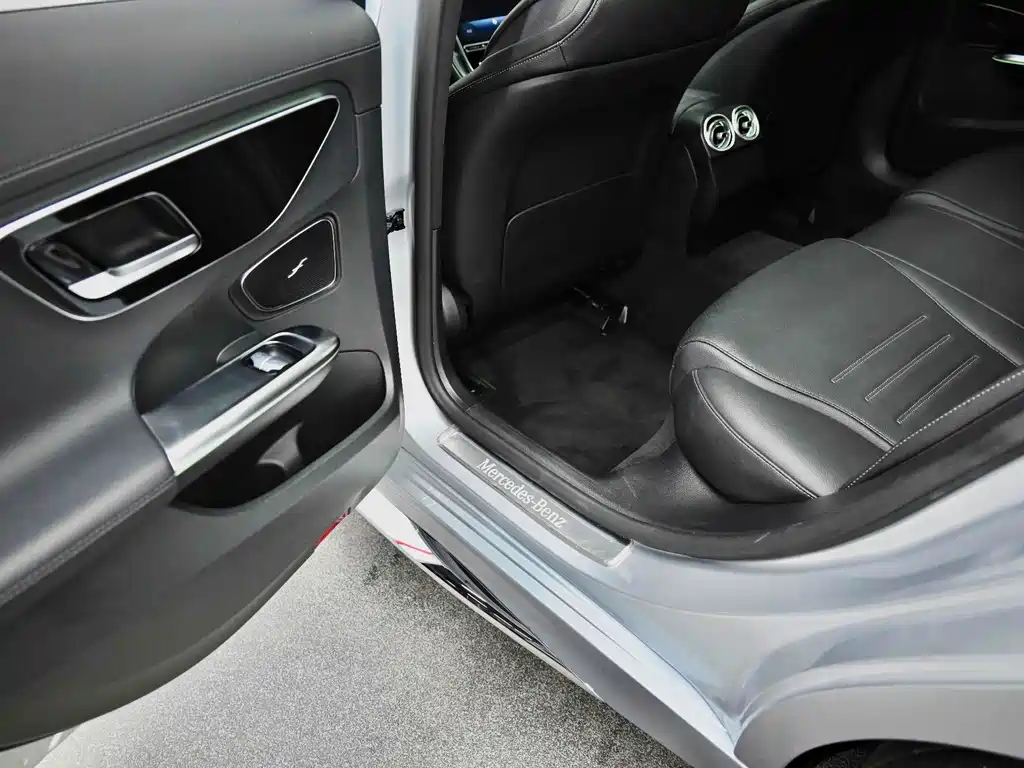 Mercedes-Benz C-Class 2024 C 260 L Sports Edition купить на сайте DeffCars