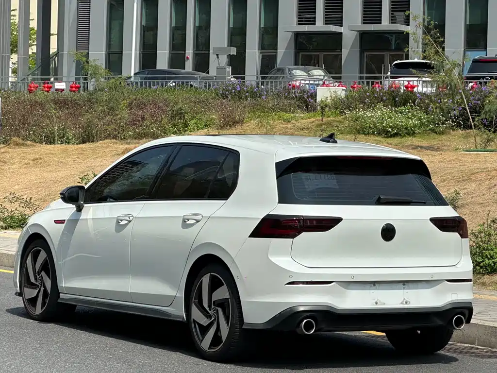 Golf GTI 2021 facelift 380TSI DSG GTI купить на сайте DeffCars