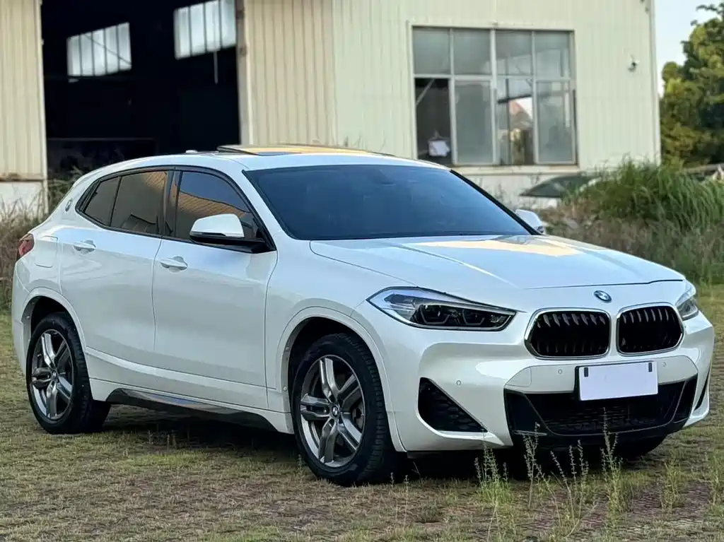 BMW X2 2021 sDrive25i Leading M Off-Road Package купить на сайте DeffCars
