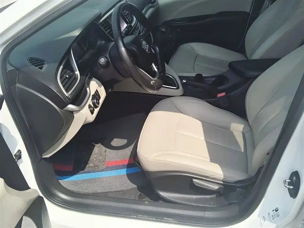 Yinglang 2019 15T dual-clutch interconnected elite model National VI купить на сайте DeffCars