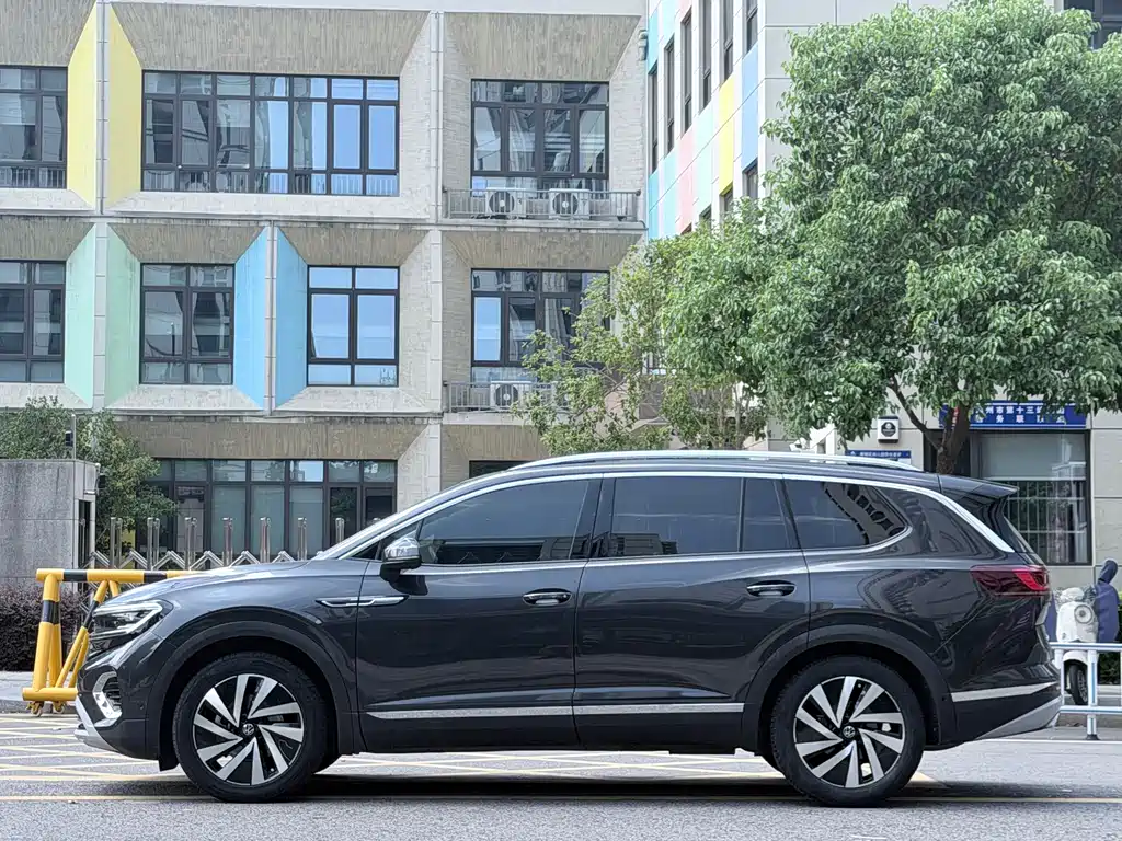 Lanjing 2021 380TSI four-wheel drive luxury Jiajing Edition Pro купить на сайте DeffCars