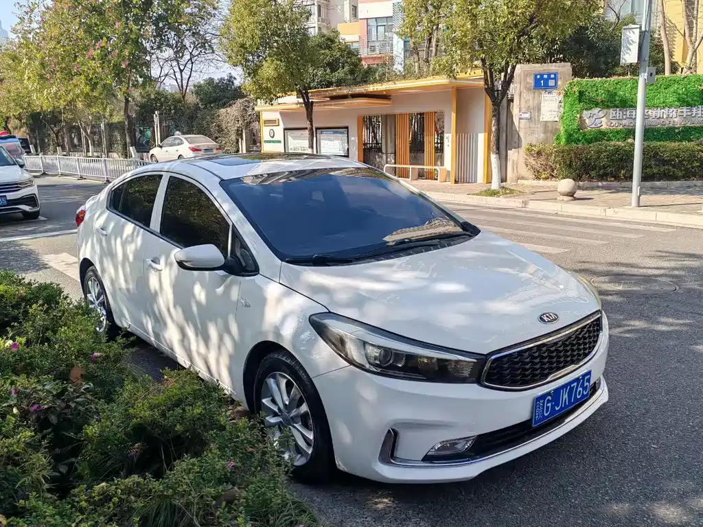 Kia K3 2017 1.6L Automatic 15th Anniversary Special Edition GLS купить на сайте DeffCars