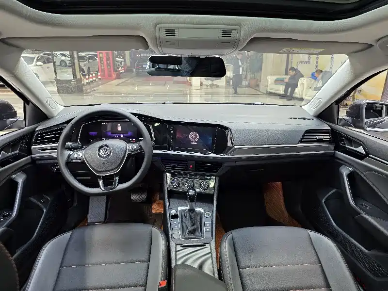 Sagitar 2021 280TSI DSG 30th Anniversary Edition купить на сайте DeffCars