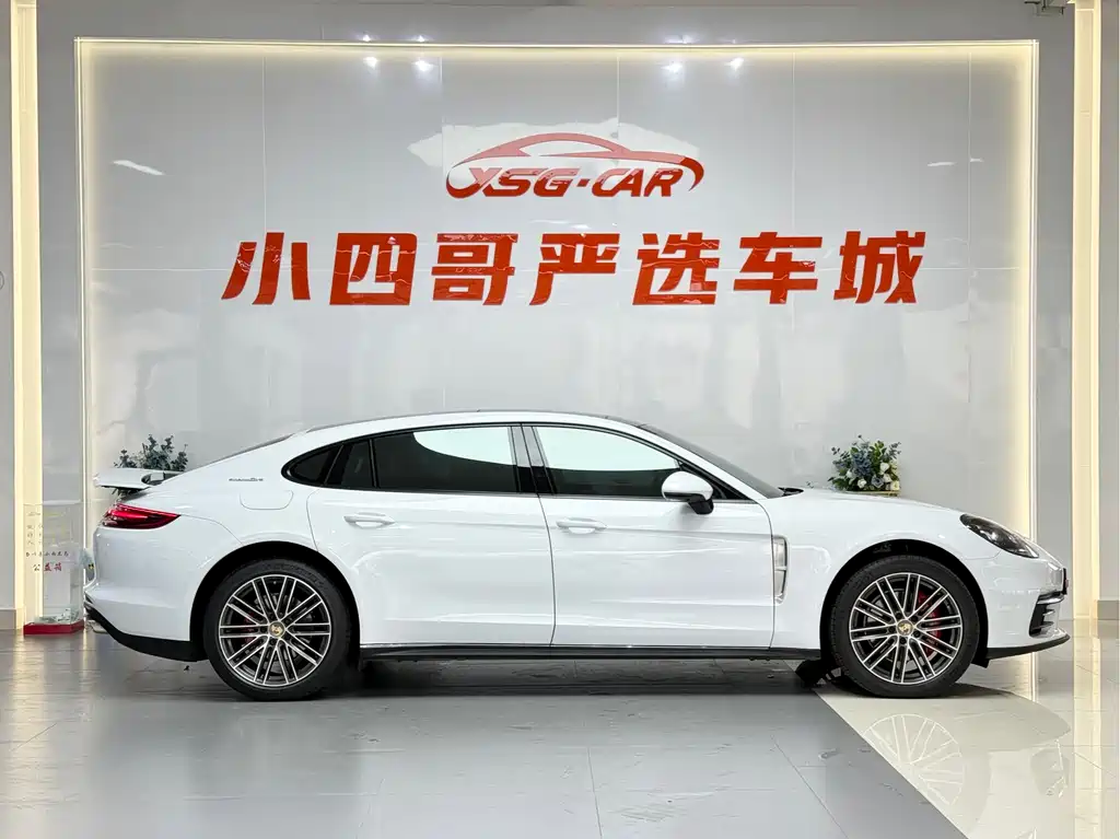 Panamera 2017 Panamera 4 Executive Extended Edition 3.0T купить на сайте DeffCars