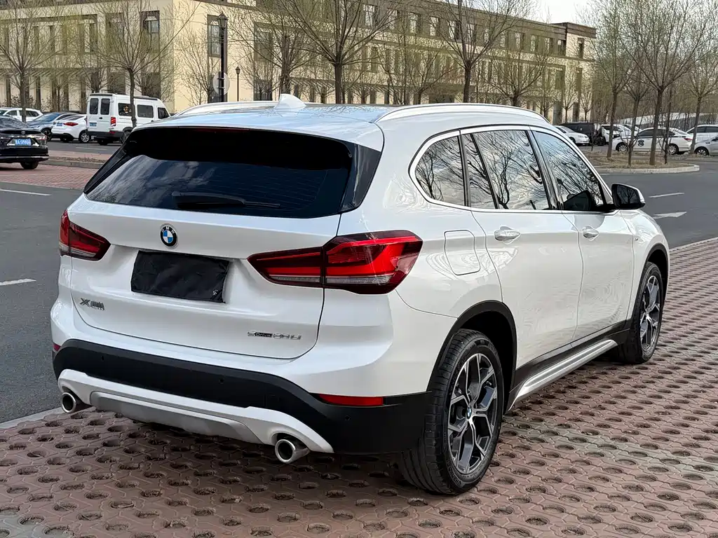 BMW X1 2022 sDrive20Li Fashion Model купить на сайте DeffCars