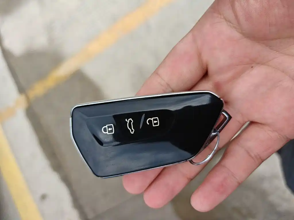Weiran 2024 330TSI Business Edition купить на сайте DeffCars