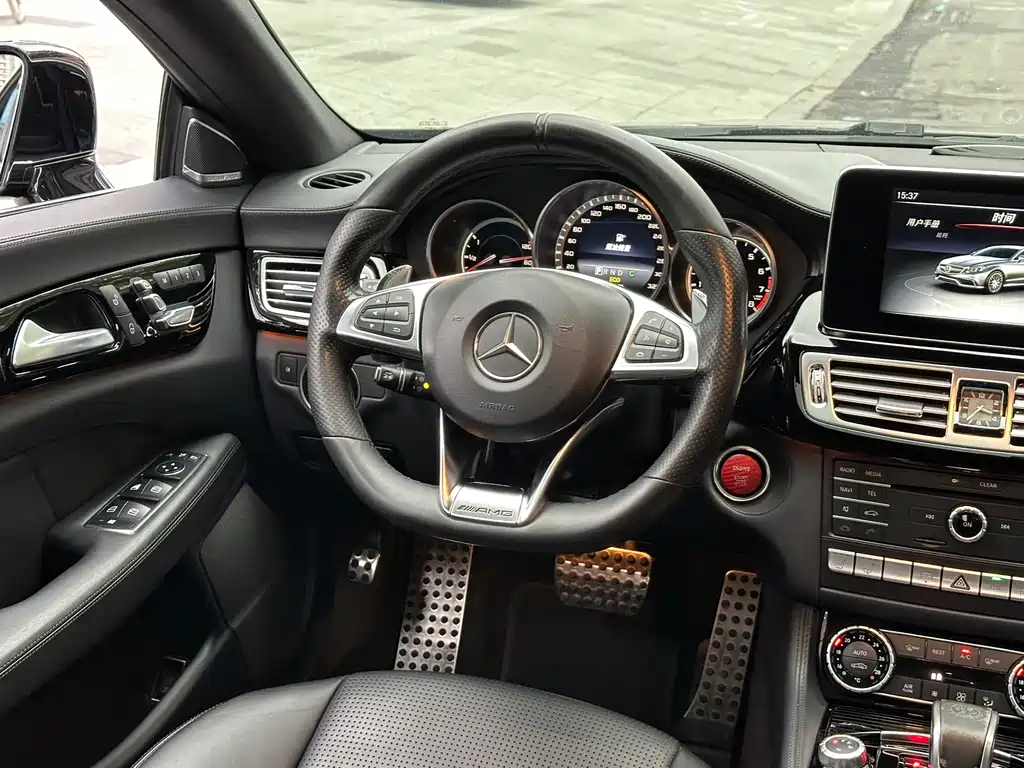 Mercedes-Benz CLS AMG 2015 AMG CLS 63 4MATIC купить на сайте DeffCars