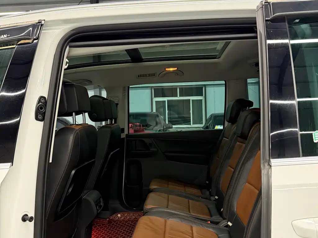 Sharan 2014 2.0TSI comfort model купить на сайте DeffCars